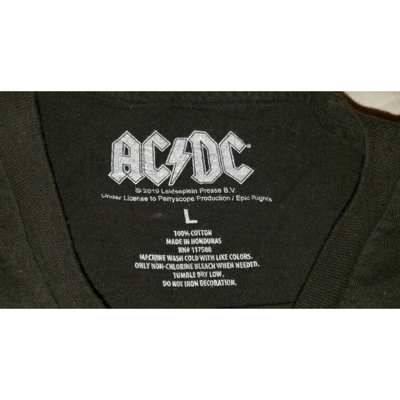 AC/DC High Voltage 1976 Rock And Roll Music Band Men's T-Shirt Size L UB1 - Picture 5 of 9